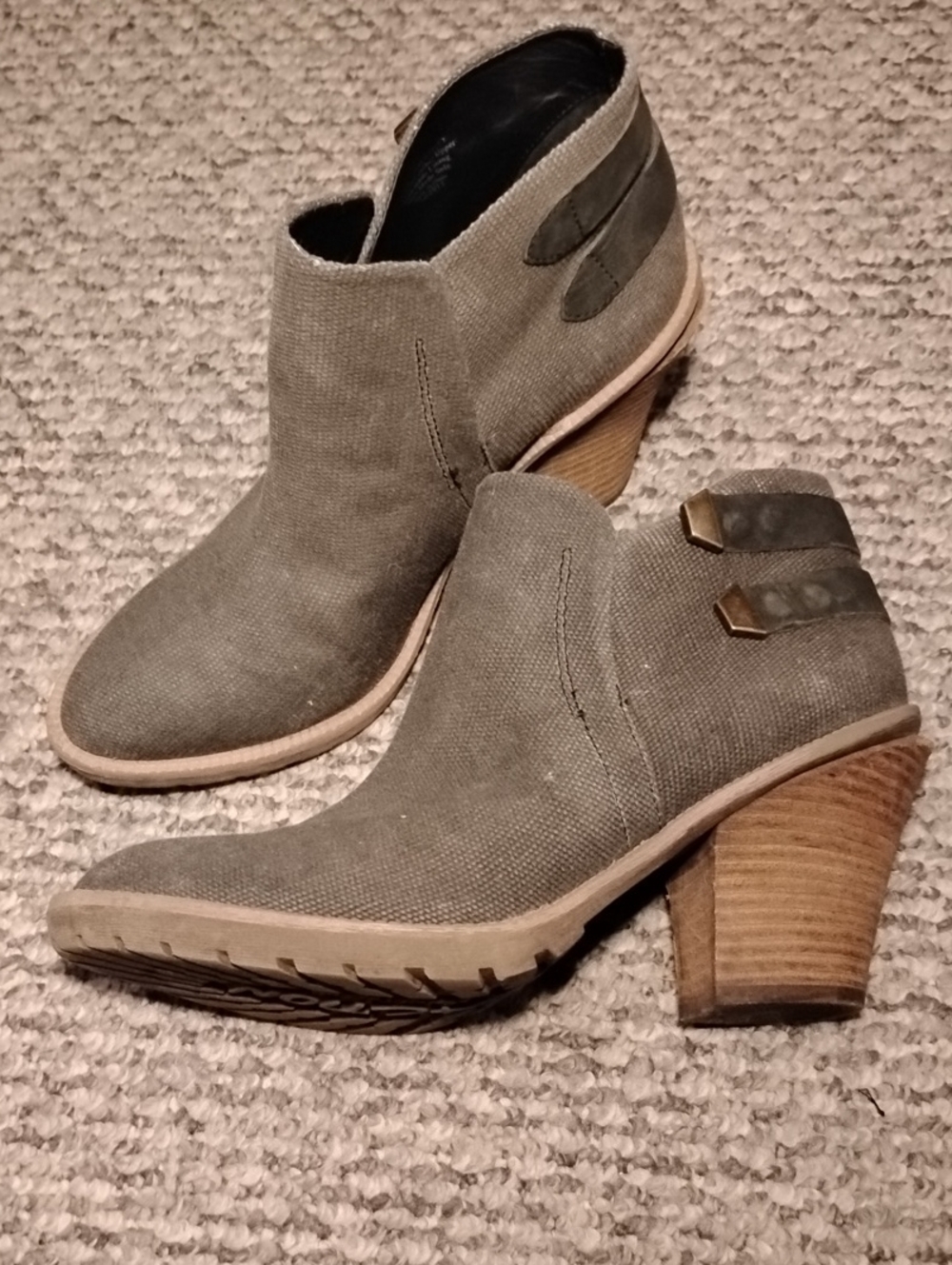 Kenneth Cole Reaction Boots (Size 10)